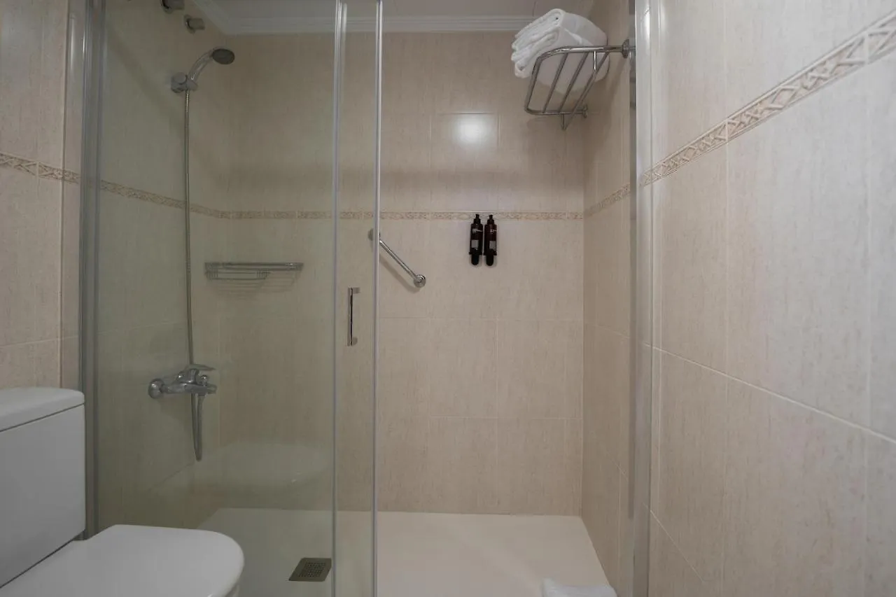 Apartamento Beatrix 2000 Pineda De Mar 0*,
