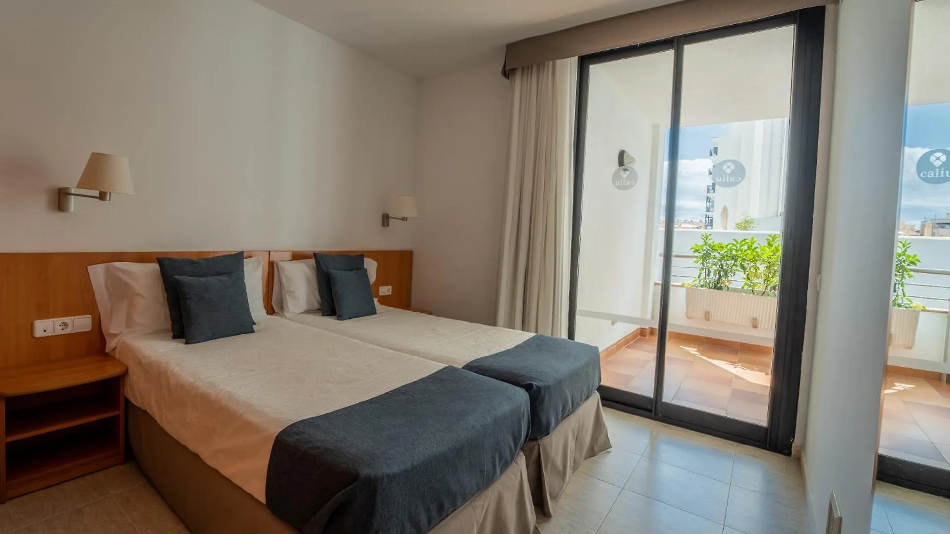 Apartamento Beatrix 2000 Pineda De Mar 0*,  España