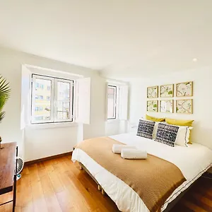 https://the-star-of-so-bento.hotels-lisbon-portugal.com